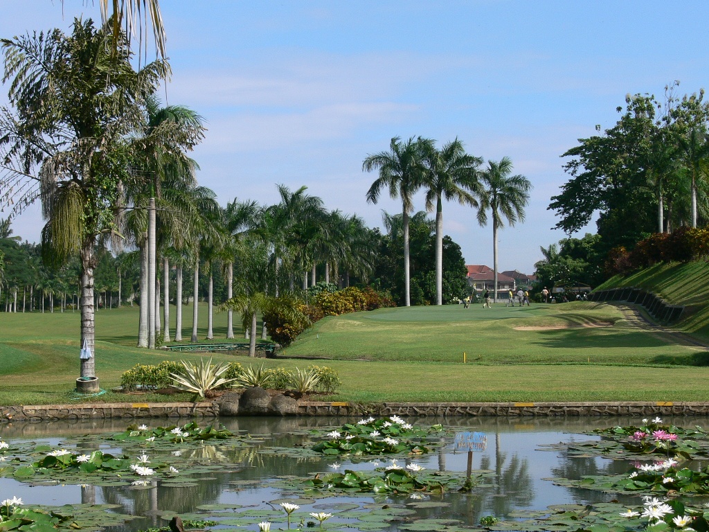 Padang Golf Pangkalan Jati のコース風景