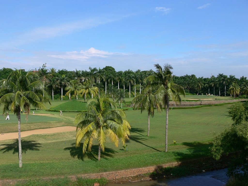 Padang Golf Pangkalan Jati introduced a point-based membership system, making it one of the most flexible golf clubs in the region. Padang Golf Pangkalan Jati introduced a point-based membership system, making it one of the most flexible golf clubs in the region.