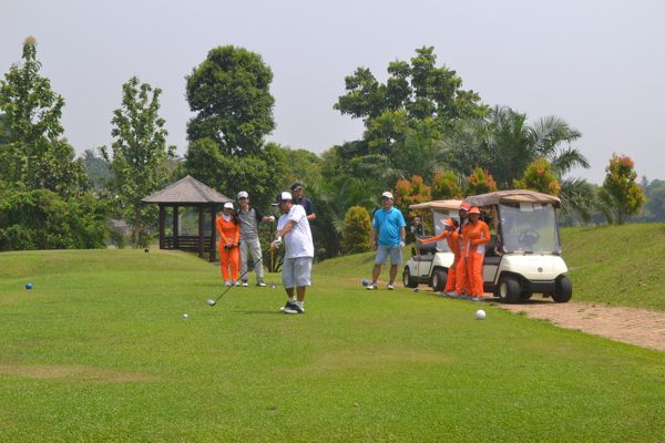 รีวิวครบถ้วน Pondok Cabe Golf Club: สนามกอล์ฟในเครือปตท. พร้อมคาแรกเตอร์ท้าทายในตังเกอรัง เซอลาตัน รีวิวครบถ้วน Pondok Cabe Golf Club: สนามกอล์ฟในเครือปตท. พร้อมคาแรกเตอร์ท้าทายในตังเกอรัง เซอลาตัน