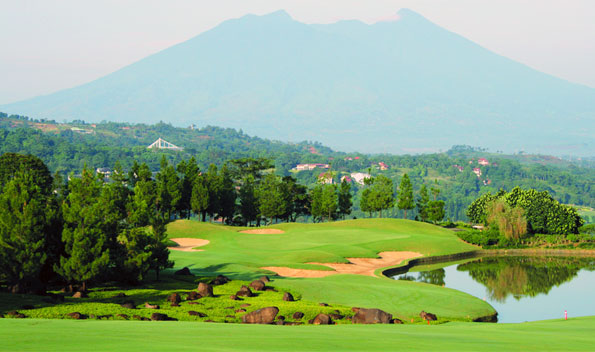 Rainbow Hills Golf Club boasts luxurious facilities designed to cater to golfers and guests of all backgrounds.