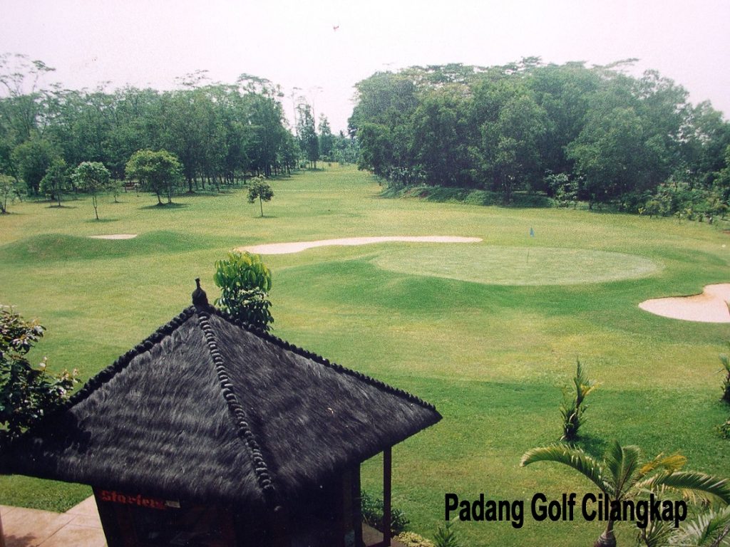 สิ่งอำนวยความสะดวกใน Padang Golf Cilangkap สิ่งอำนวยความสะดวกใน Padang Golf Cilangkap