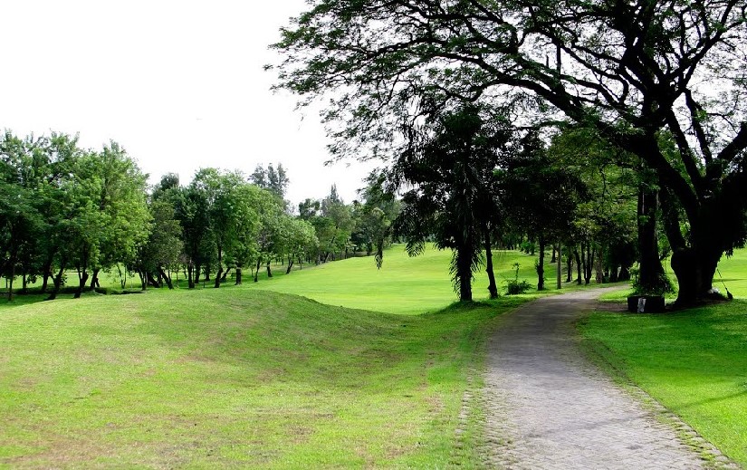 Enjoying Golf at the Historical Heritage Ahmad Yani Golf Club Surabaya