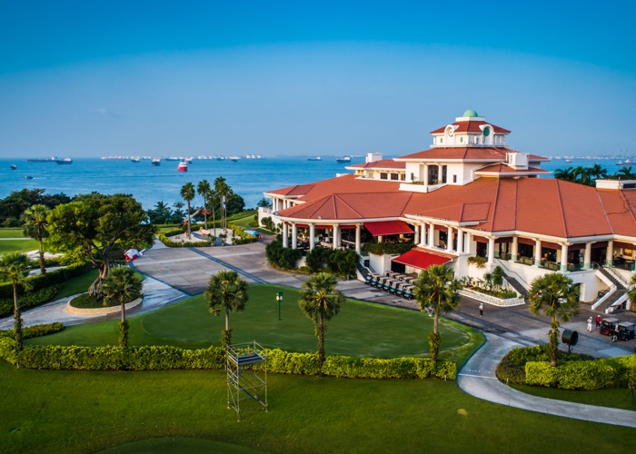 สิ่งอำนวยความสะดวกระดับพรีเมียมและบริการสุดเอ็กซ์คลูซีฟของ Sentosa Golf Club