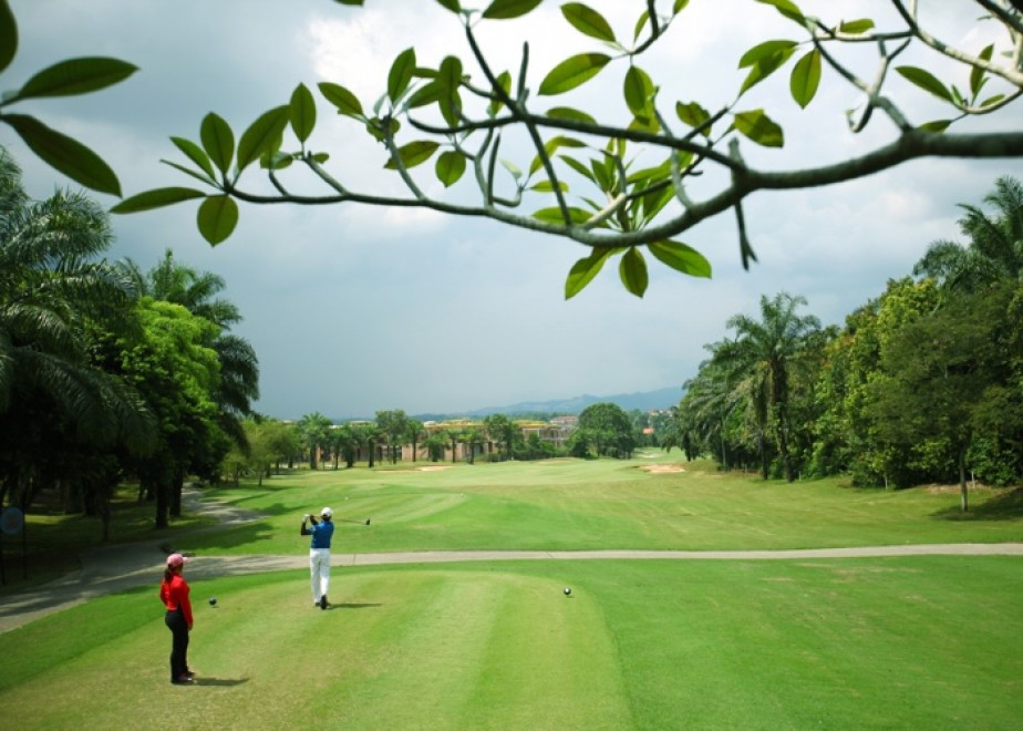 Ulasan Pengunjung IOI Palm Villa Golf and Country Resort Ulasan Pengunjung IOI Palm Villa Golf and Country Resort