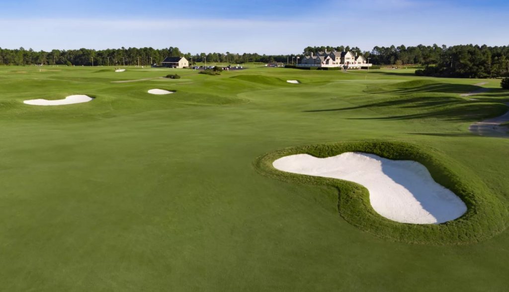 ความโดดเด่นของ LGCR (The Legends Golf & Country Resort) อยู่ที่ เอกลักษณ์และความหลากหลายของแต่ละหลุม ซึ่งถูกออกแบบมาเพื่อทดสอบทั้งทักษะทางเทคนิคและกลยุทธ์ของผู้เล่นอย่างแท้จริง ความโดดเด่นของ LGCR (The Legends Golf & Country Resort) อยู่ที่ เอกลักษณ์และความหลากหลายของแต่ละหลุม ซึ่งถูกออกแบบมาเพื่อทดสอบทั้งทักษะทางเทคนิคและกลยุทธ์ของผู้เล่นอย่างแท้จริง