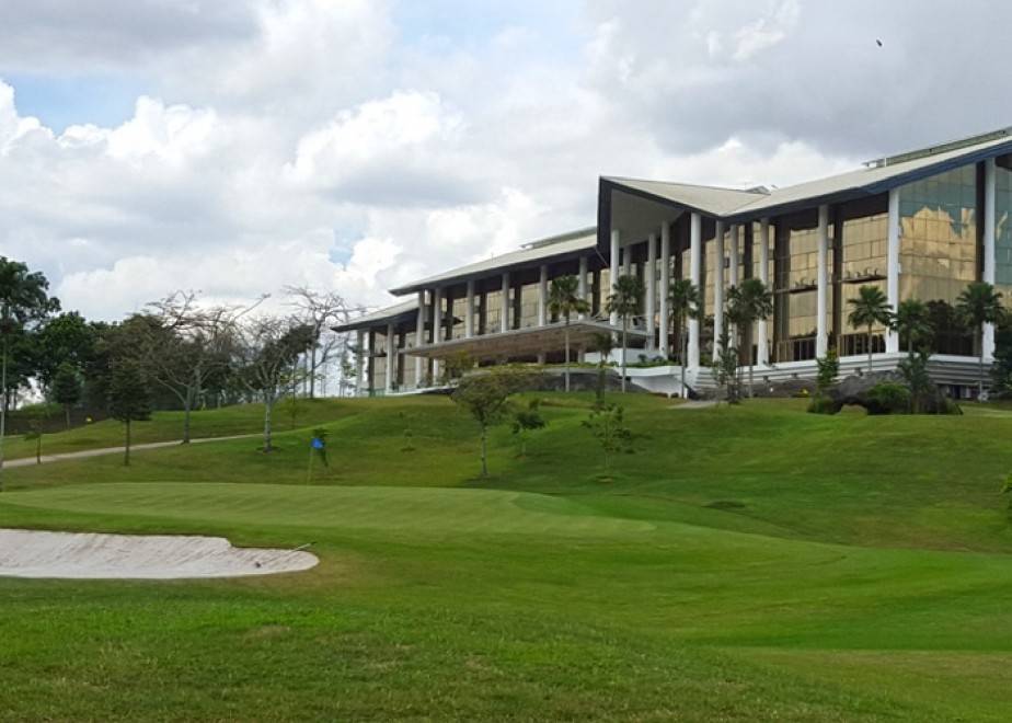 สิ่งอำนวยความสะดวกครบครันที่ Austin Heights Golf & Hotel Resort