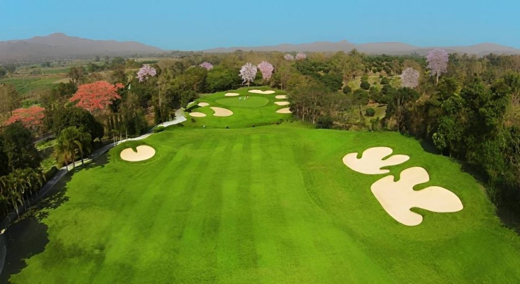 Desain dan Karakteristik Lapangan Golf Gassan Khuntan
