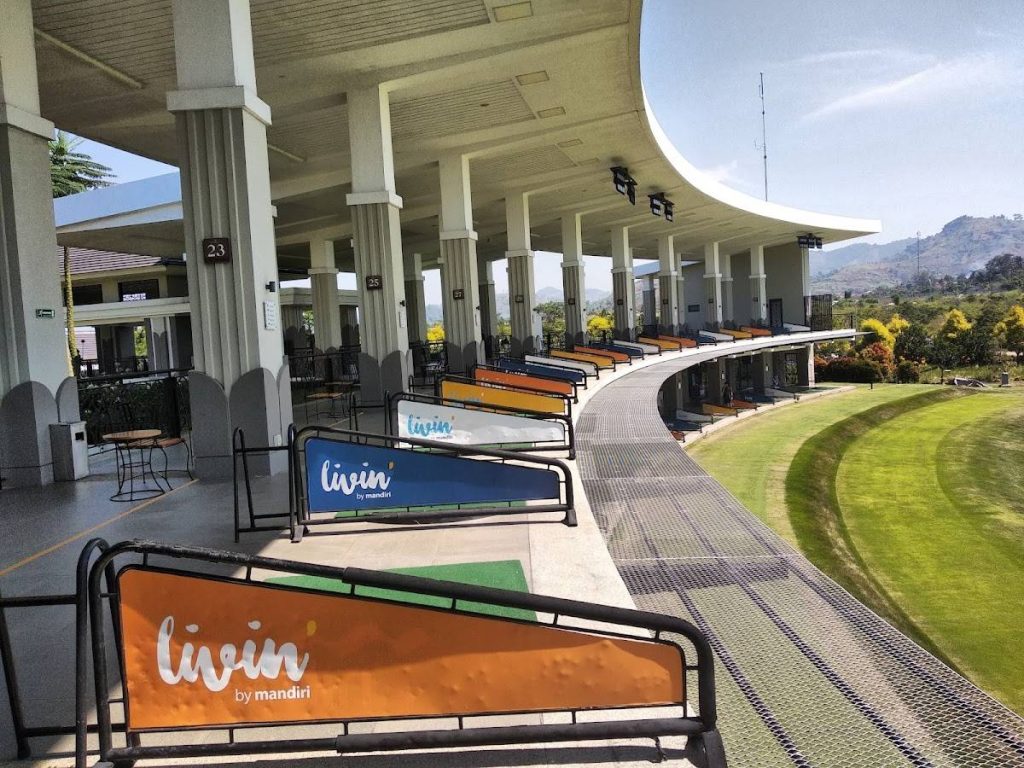 Fasilitas Premium Kelas Dunia di Parahyangan Bandung Golf Course Fasilitas Premium Kelas Dunia di Parahyangan Bandung Golf Course