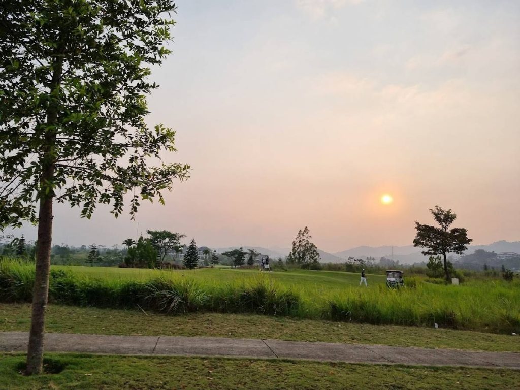 Pengalaman Bermain Golf yang Eksklusif di Parahyangan Bandung Golf Course Pengalaman Bermain Golf yang Eksklusif di Parahyangan Bandung Golf Course