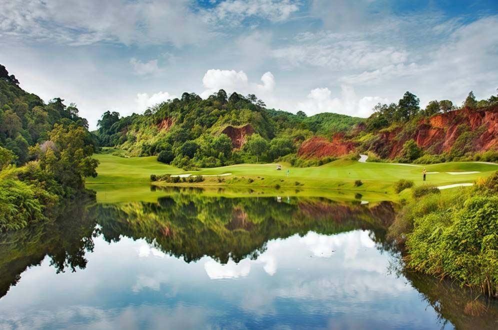 Red Mountain Golf Club – Phuket
