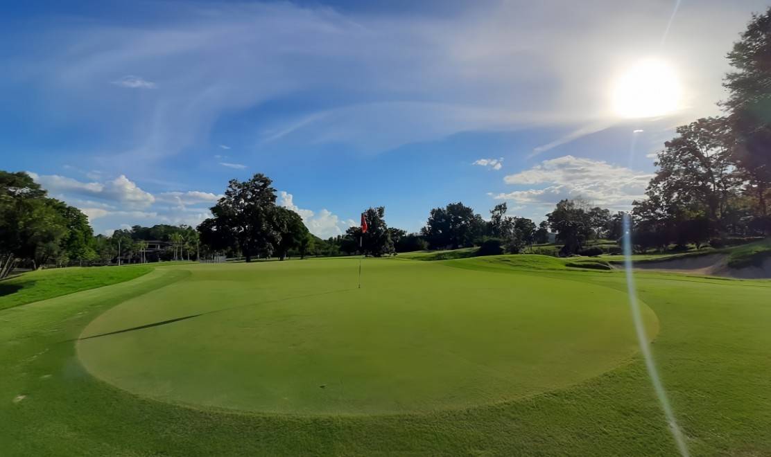 Chiangmai Highlands の高地から望む山並み