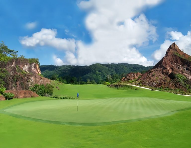 Red Mountain Golf Club 의 코스 전경