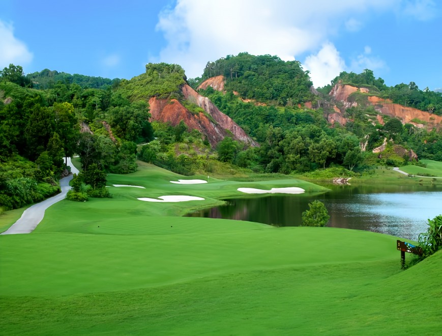Red Mountain Golf Club Phuket World-Class Facilities