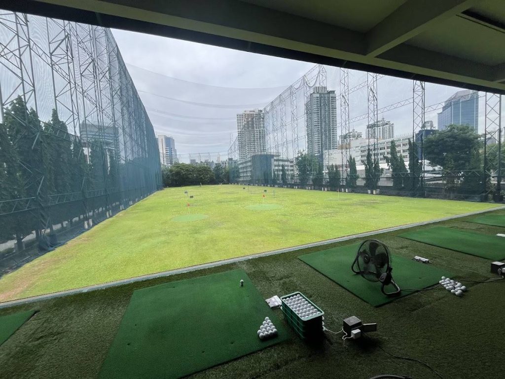 Visitor Reviews of 42 Tee-Off Driving Range