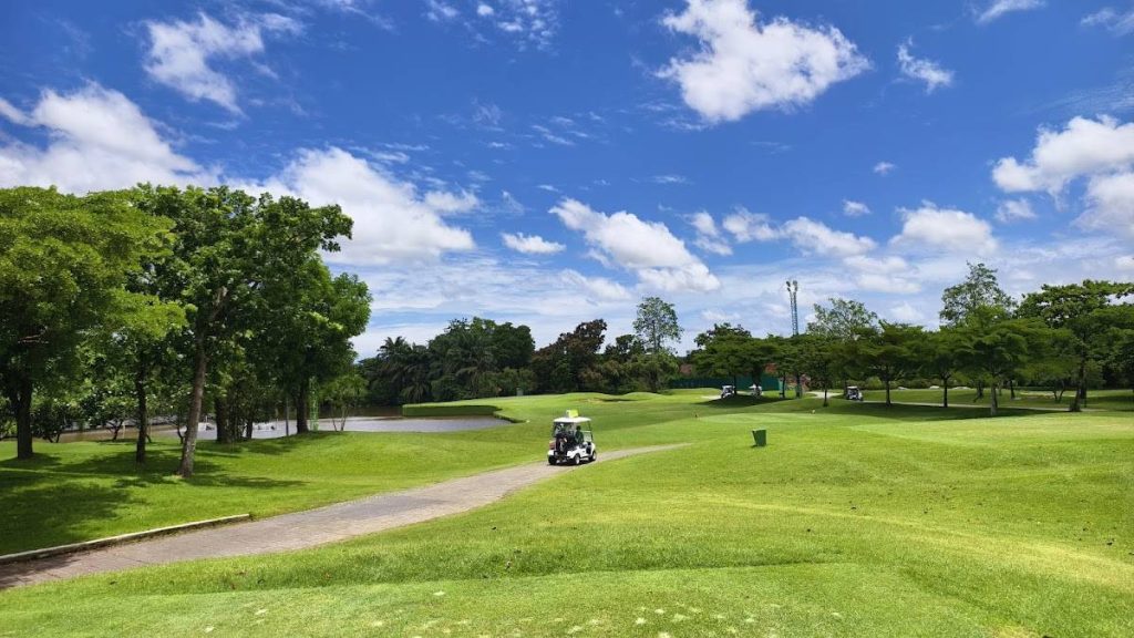 Fasilitas Lengkap untuk Pegolf dan Pengunjung Green Valley Golf Club Fasilitas Lengkap untuk Pegolf dan Pengunjung Green Valley Golf Club