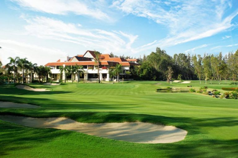 Muang Kaew Golf Course 的球场风光