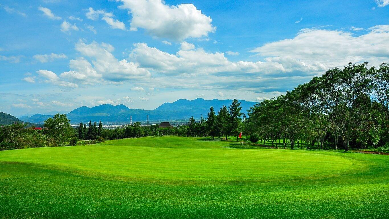 Jatinangor National Golf & Resort 의 코스 전경