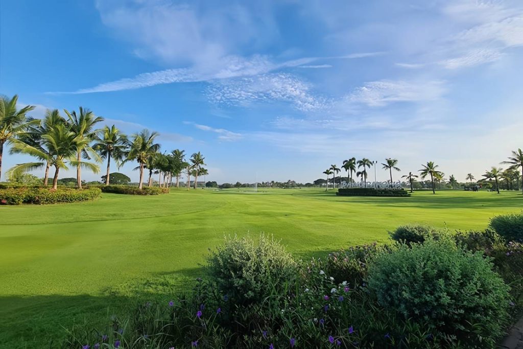 Bangpakong Riverside Country Club memiliki karakter yang menyenangkan untuk berbagai level pemain.