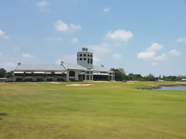 Bangpoo Golf and Sport 的球场风光