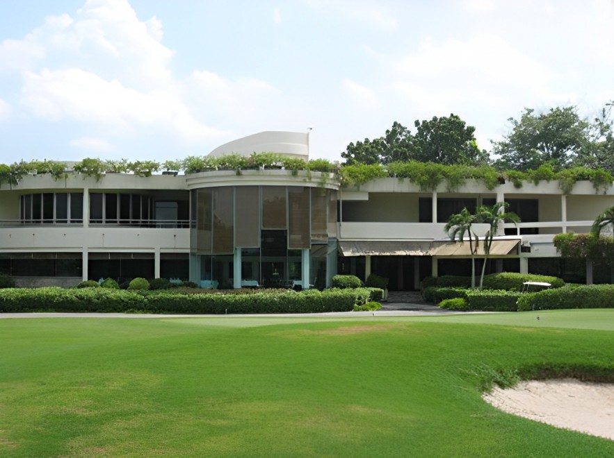 Lokasi Navatanee Golf Course dan Akses dari Bangkok
