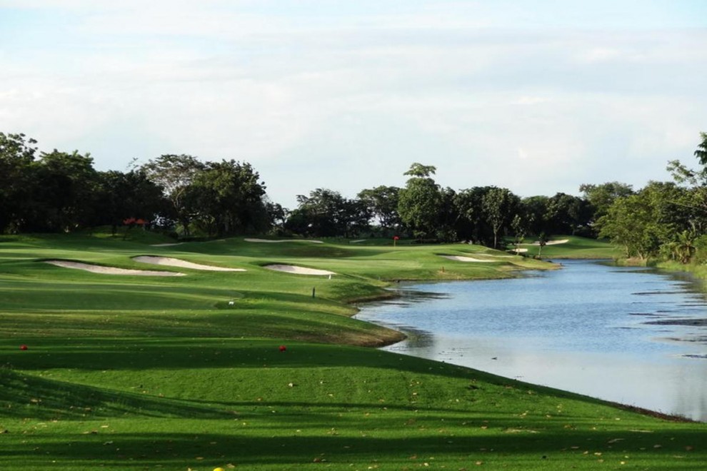 Bangsai Country Club | Lapangan Golf di Ayutthaya | GoGolf
