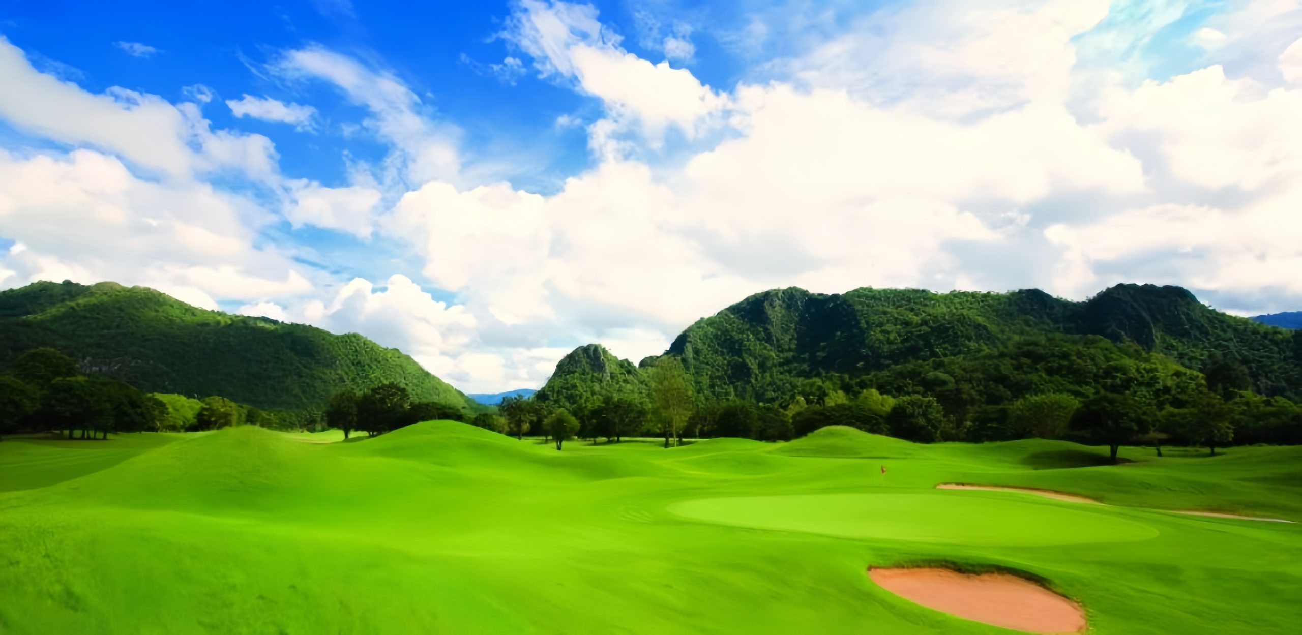 Khao Yai Country Club の後半9ホールの眺望