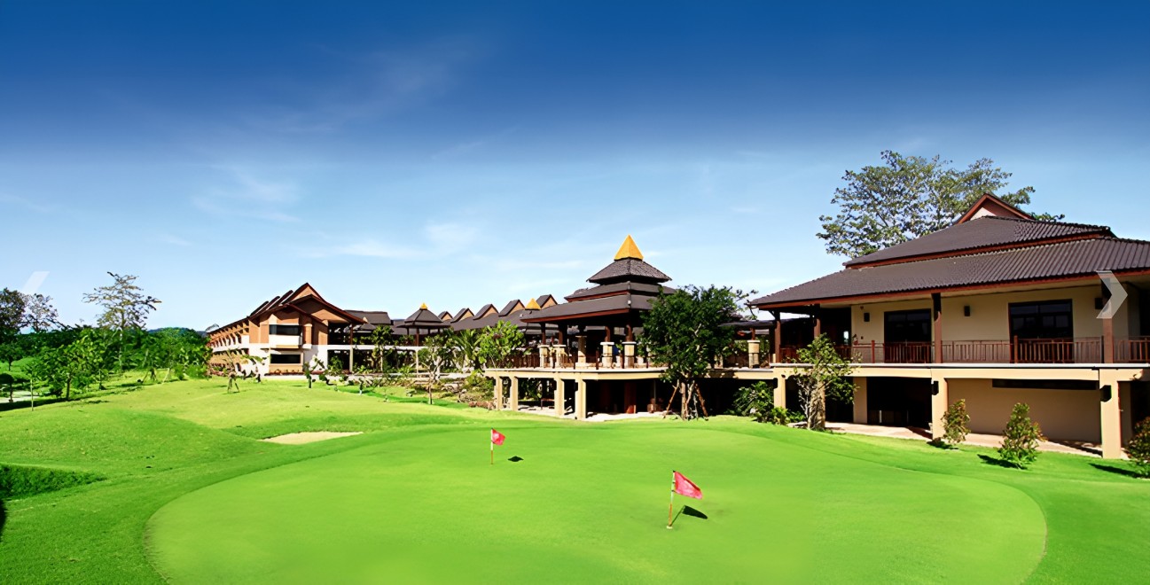 Mae Jo Golf Club and Resort のランナー様式のクラブハウス