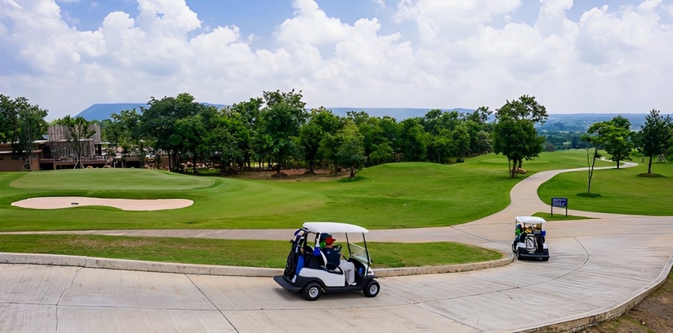Mountain Creek Golf Resort and Residence のうねるグリーン