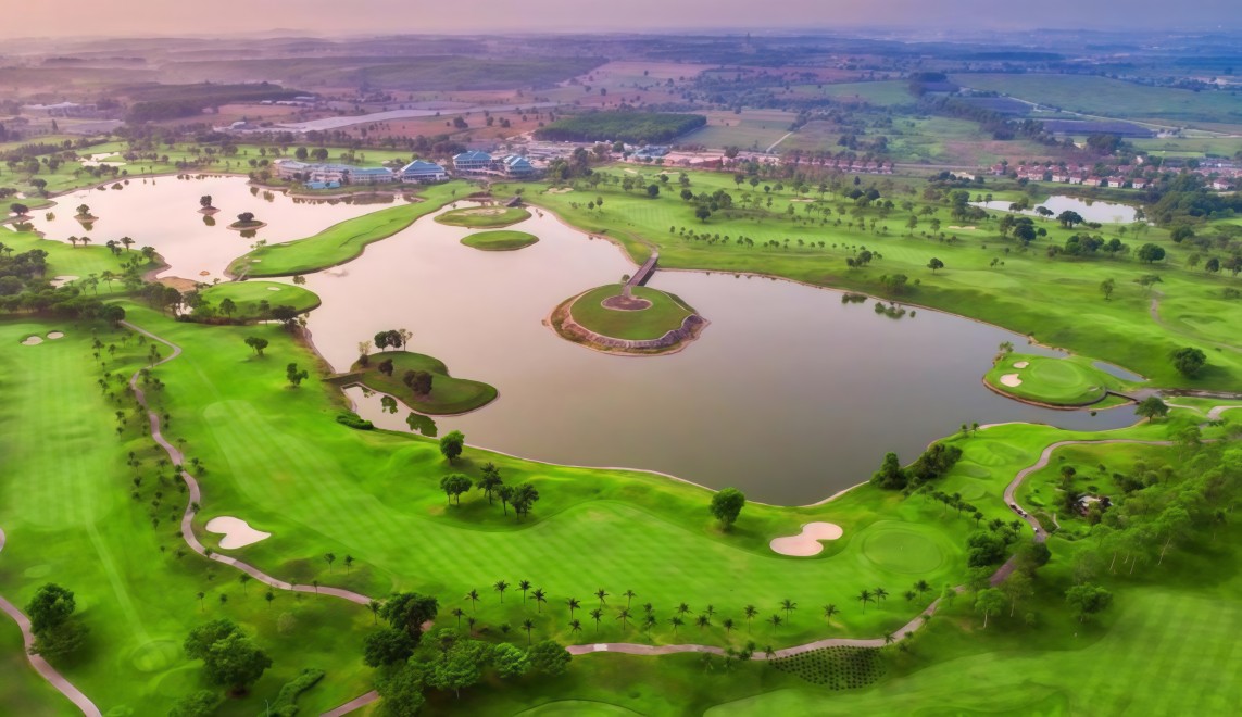 Pattana Golf Club and Resort の長いホール