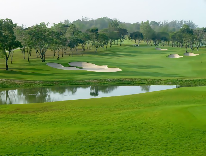 Siam Country Club Pattaya Old Course のクラブハウス周辺