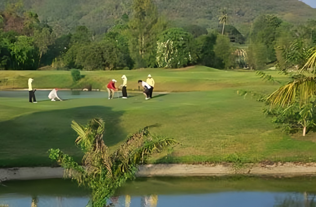 The Emerald Golf Club のフェアウェイ