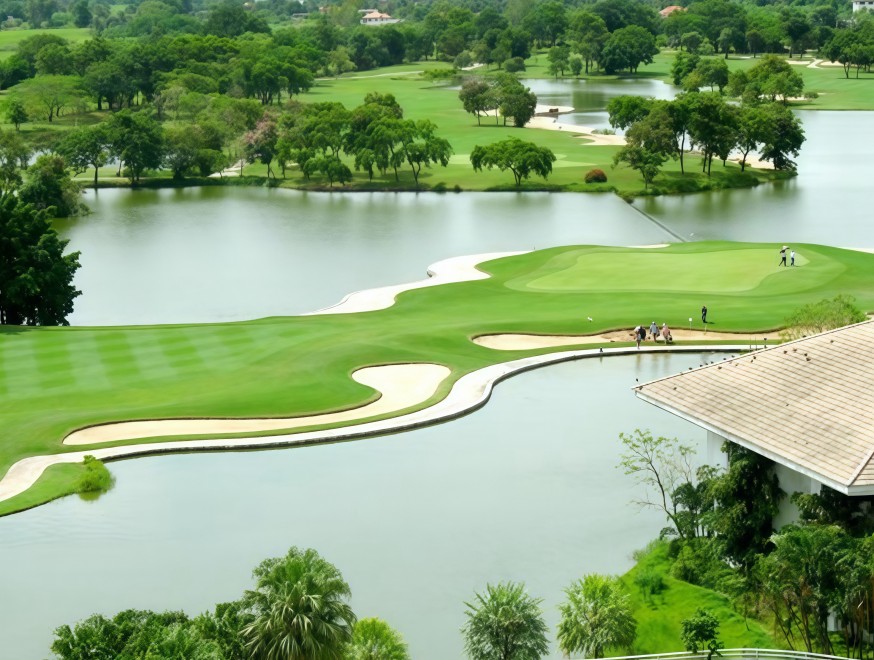 The Royal Gems Golf & Sport Club の全景